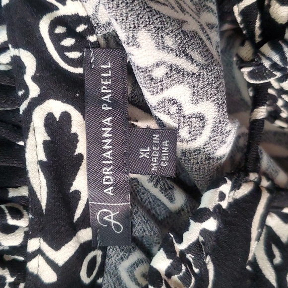 Adrianna Papell long sleeve tie V neck blouse size XL - Picture 8 of 11